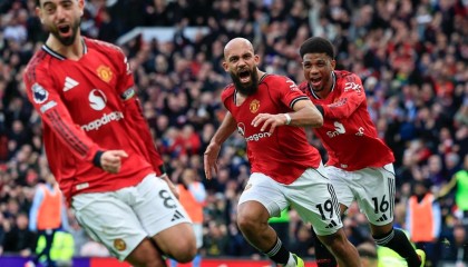 电竞世界杯-英超最新积分战报：3大豪门都丢分，曼联逼近欧冠区，热刺被绝杀