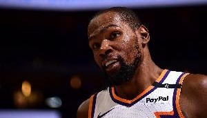 网友：发推无法帮助你的球队！杜兰特：赛季已经结束了