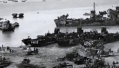 ewc-中途岛海战的几十年谎言：日本航母被炸时，飞行甲板其实是空的